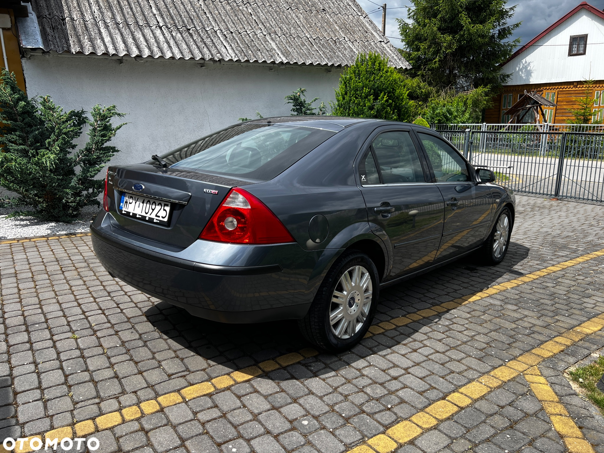 Ford Mondeo 2.0 TDCi Trend X - 8