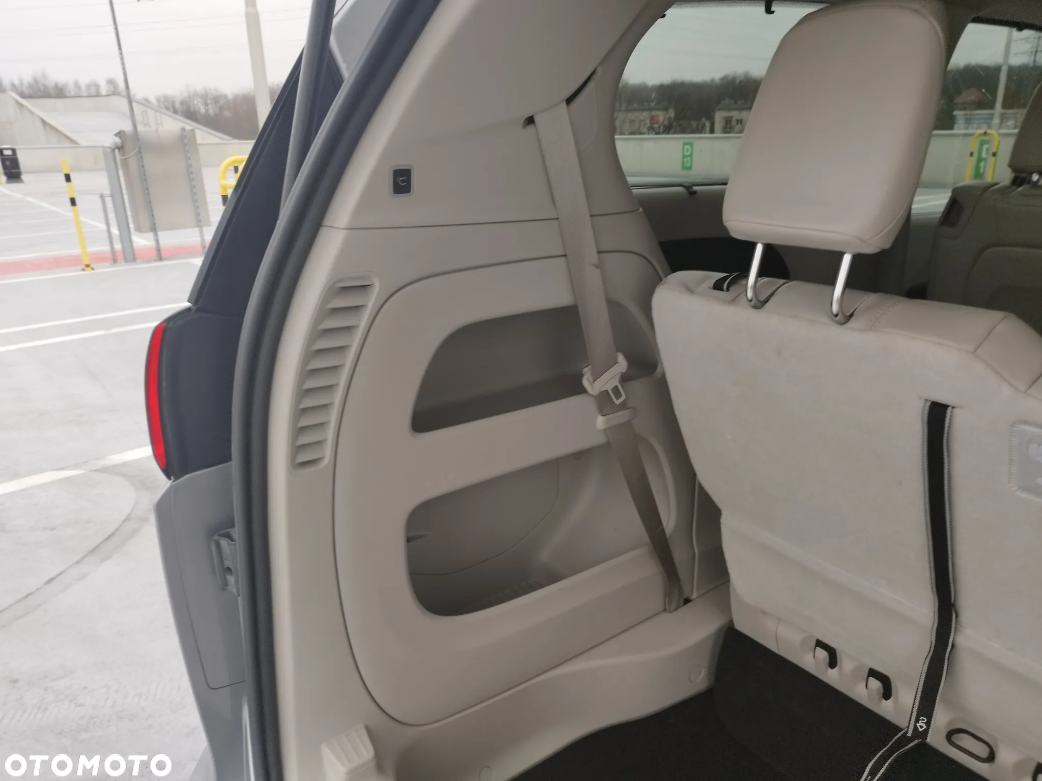 Chrysler Pacifica - 21