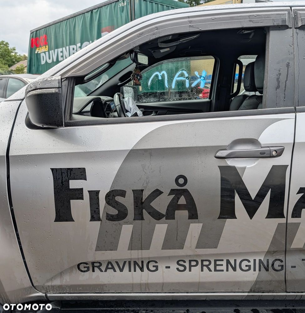 DRZWI PRZEDNIE LEWE ISUZU D MAX PICK UP 2020 ROK - 1