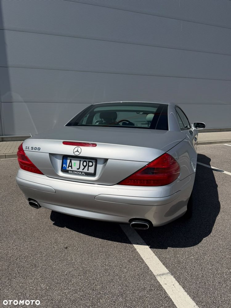 Mercedes-Benz SL - 10