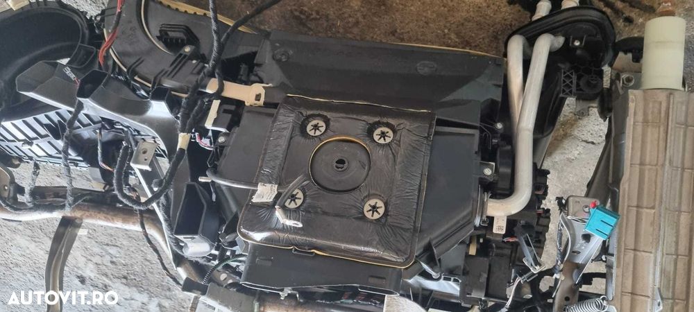 Aeroterma model climatronic BMW F20 F21 F30 F31 F32 F36 cod 9325142 - 2