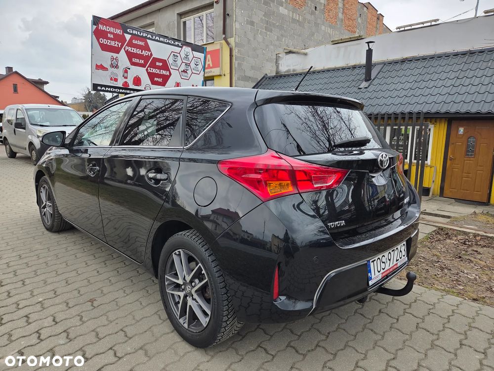 Toyota Auris 1.6 Premium Start - 5