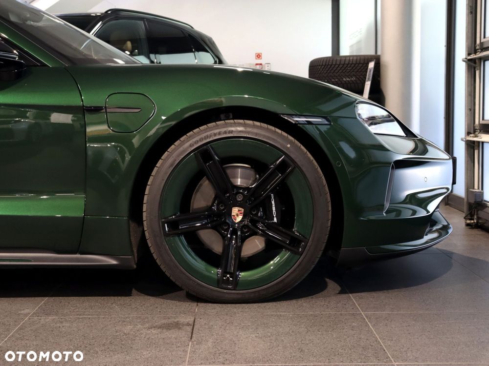 Porsche Taycan 105kWh 4S Black Edition - 14