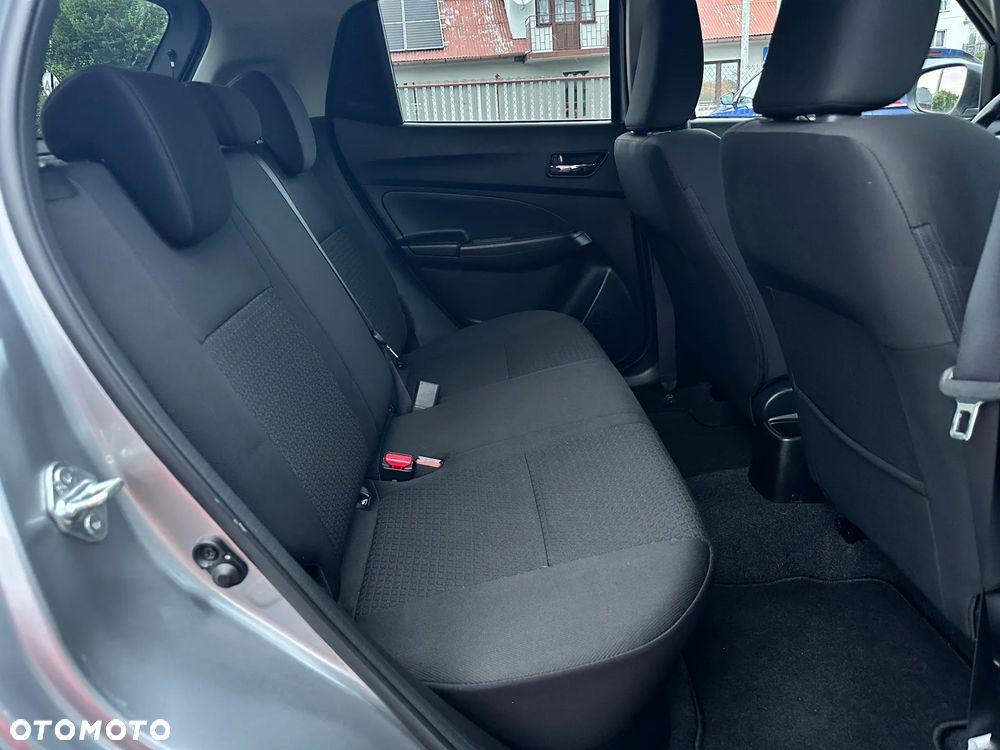 Suzuki Swift 1.2 SHVS Premium Plus - 23