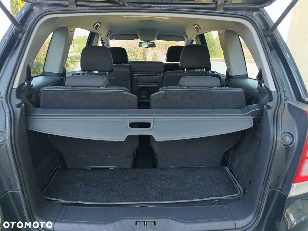 Opel Zafira - 13