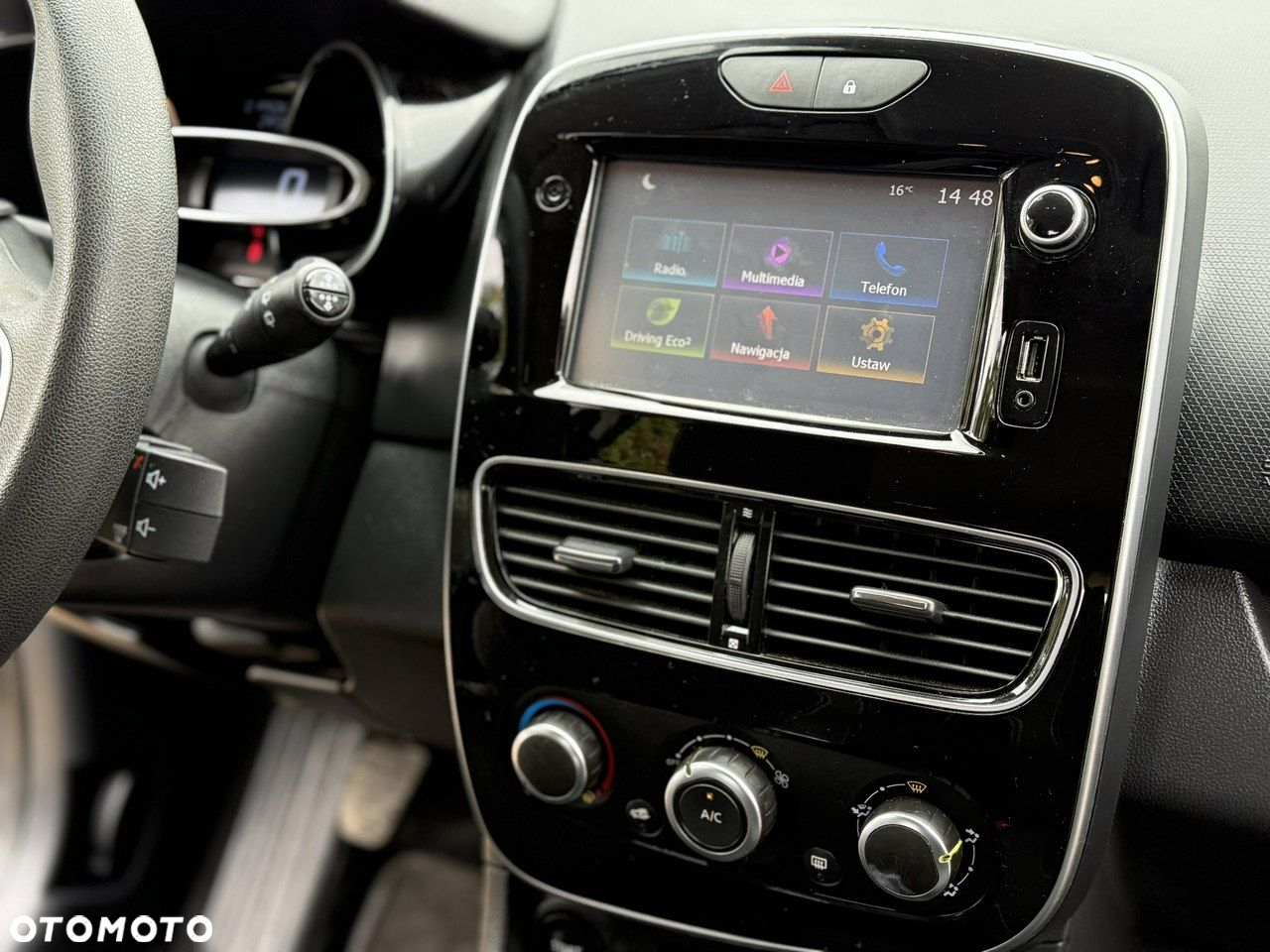 Renault Clio - 18