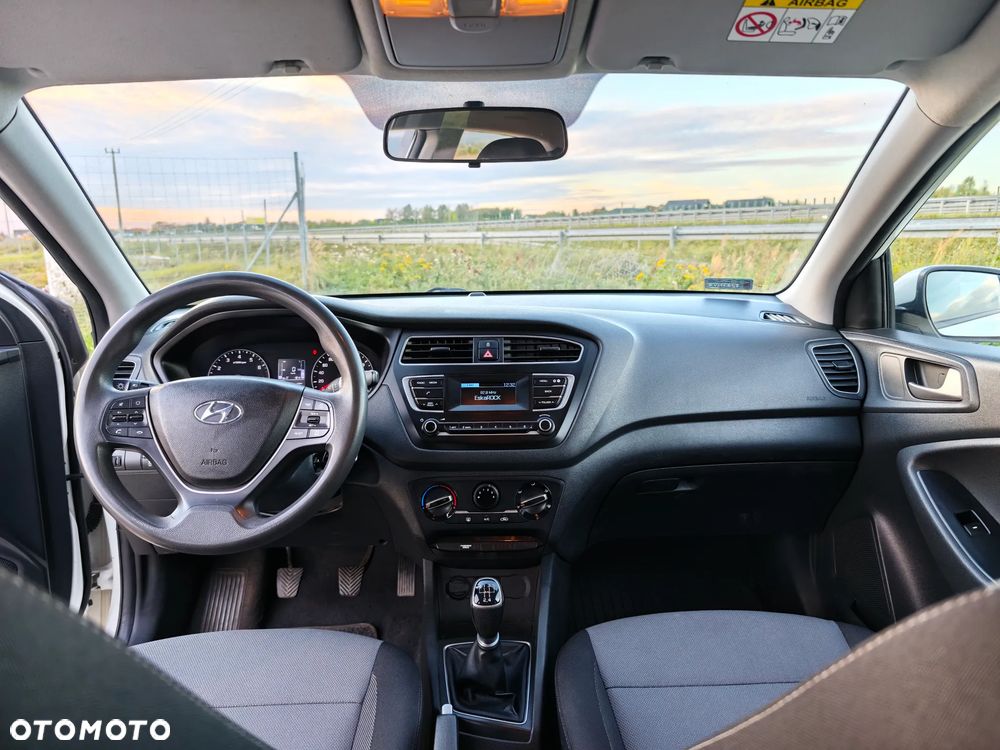 Hyundai i20 1.0 T-GDI - 10