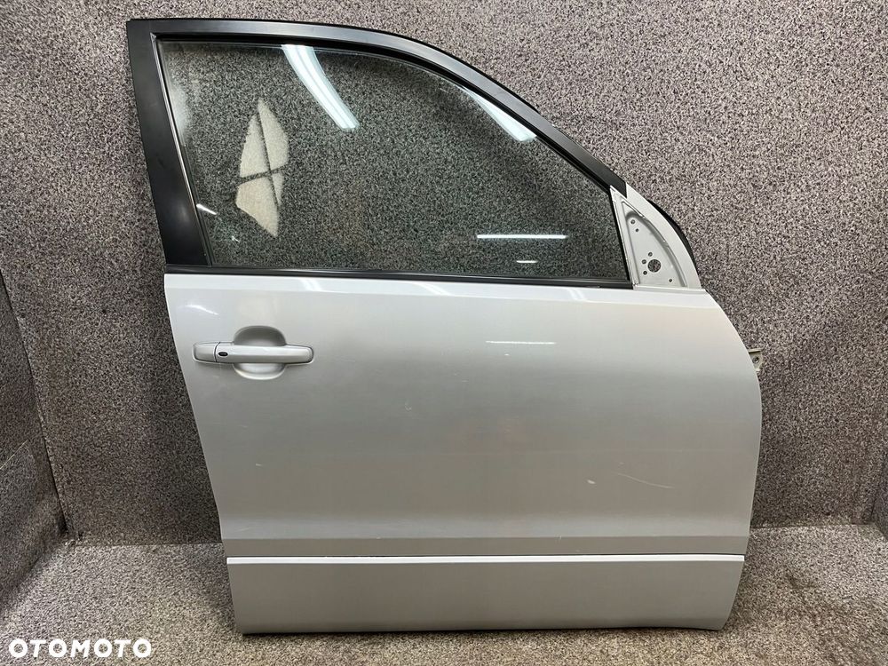 Drzwi prawy przod przednie listwa Z2S C02 Suzuki Grand Vitara 2 II 110 umFe - 2