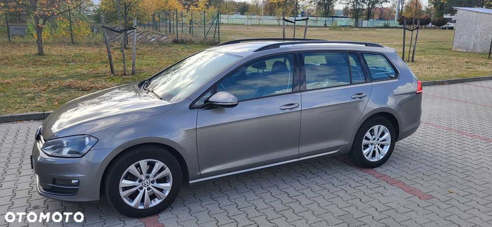 Volkswagen Golf 1.6 TDI BlueMot Comfortline - 4