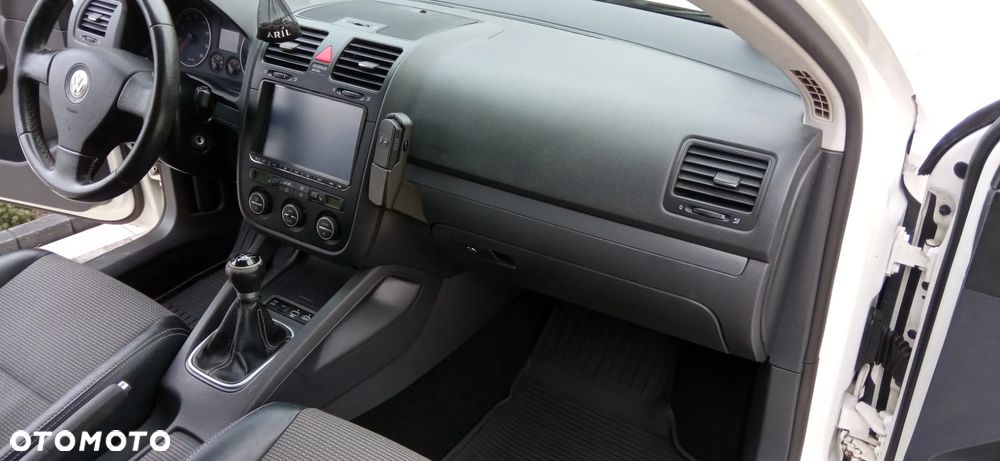 Volkswagen Golf 1.6 Trendline - 21