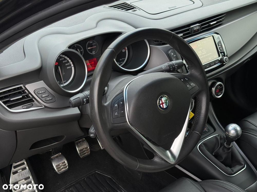 Alfa Romeo Giulietta 1.4 TB 16V Multiair Collezione - 13