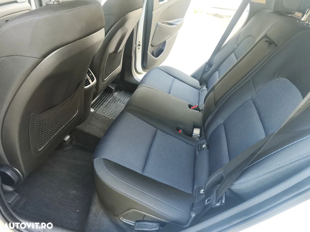 Hyundai Tucson - 13