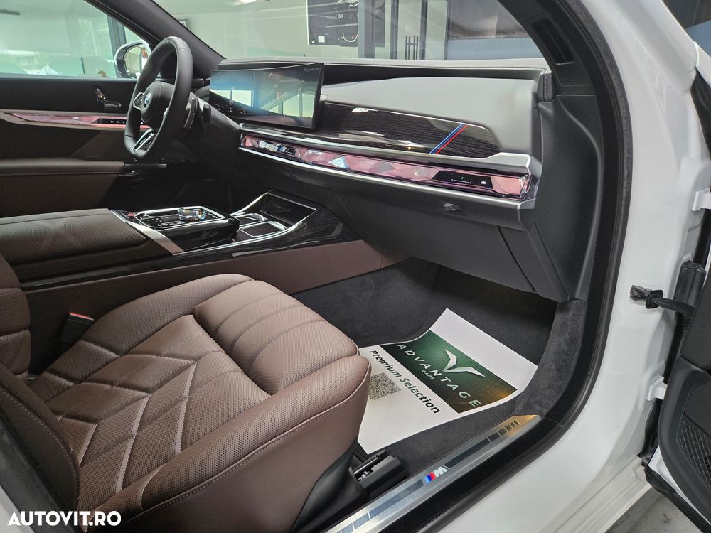 BMW Seria 7 - 12