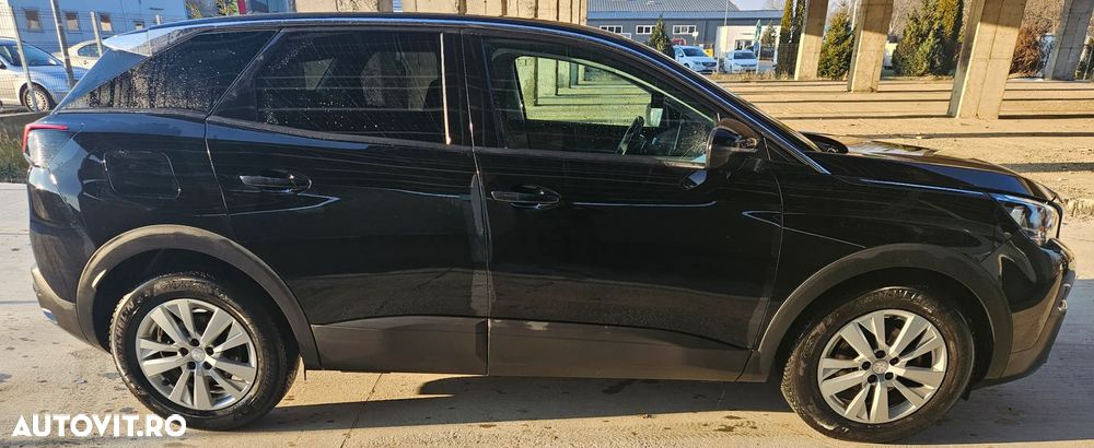 Peugeot 3008 PureTech 130 Stop & Start GPF EAT8 Allure - 6