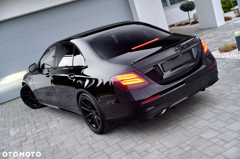 Mercedes-Benz Klasa E 220 d 4-Matic AMG - 8