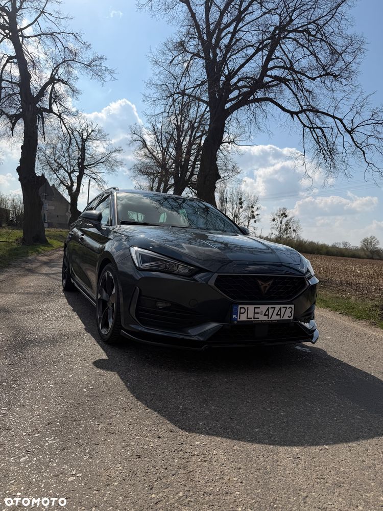 Cupra Leon 1.5 eTSI DSG - 1