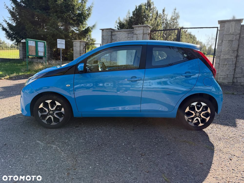 Toyota Aygo x-play connect - 7
