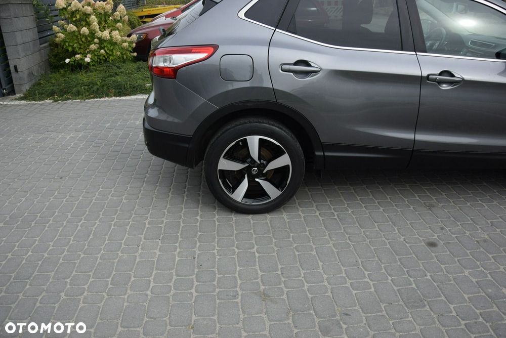 Nissan Qashqai 1.6 dCi 4x4 360 S&S - 12