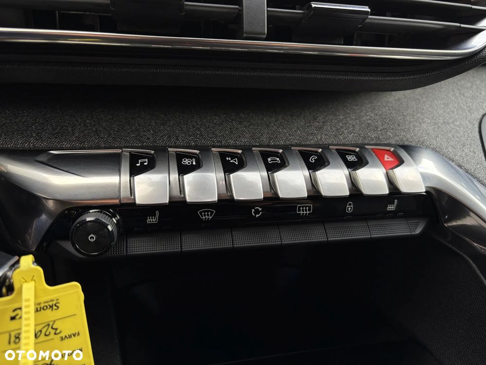 Peugeot 3008 2.0 BlueHDi Allure - 29