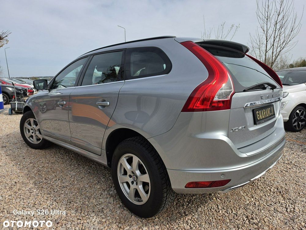Volvo XC 60 D4 Momentum - 9
