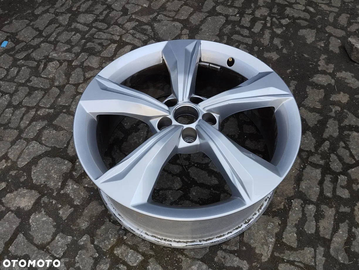 Felga Audi Q5 80A 601025k 7J x 19 ET 34 1szt - 2