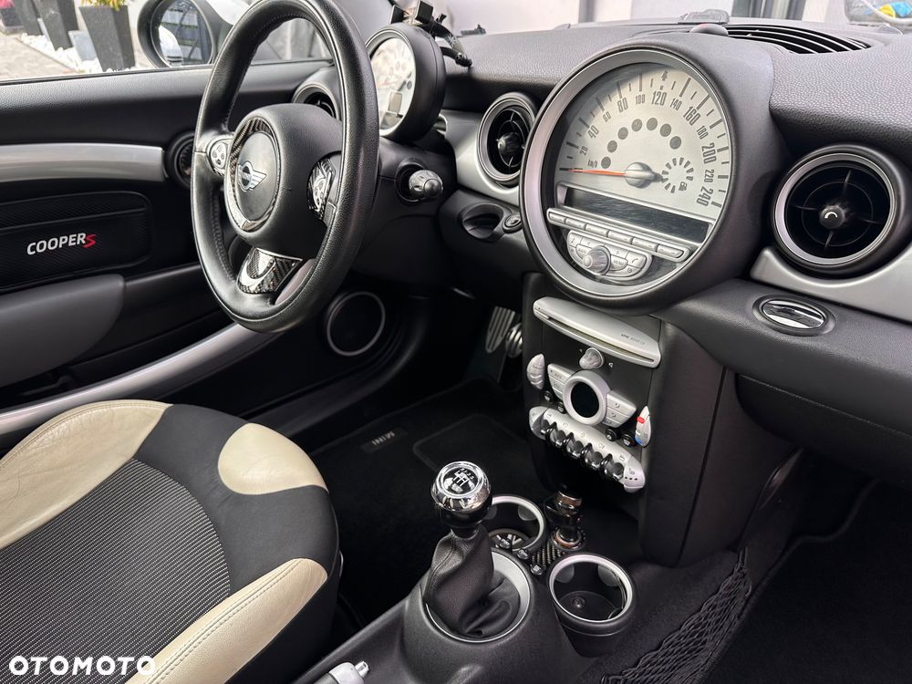 MINI Cooper S Standard - 28