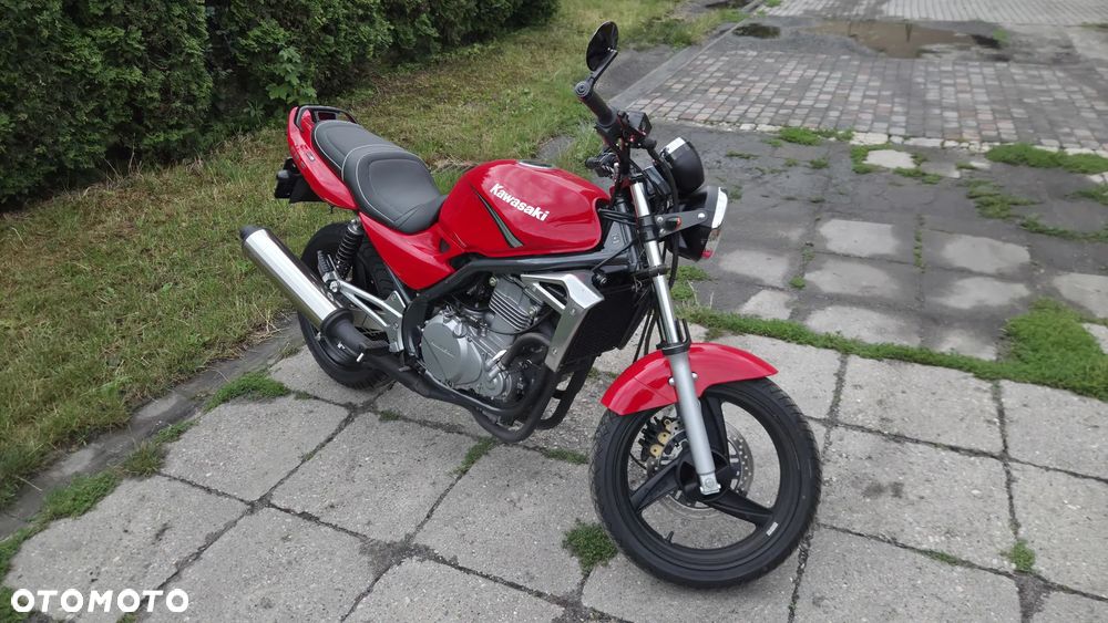Kawasaki ER - 3
