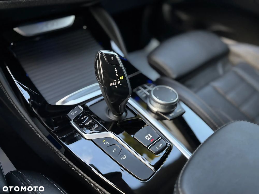 BMW X4 xDrive20d - 28