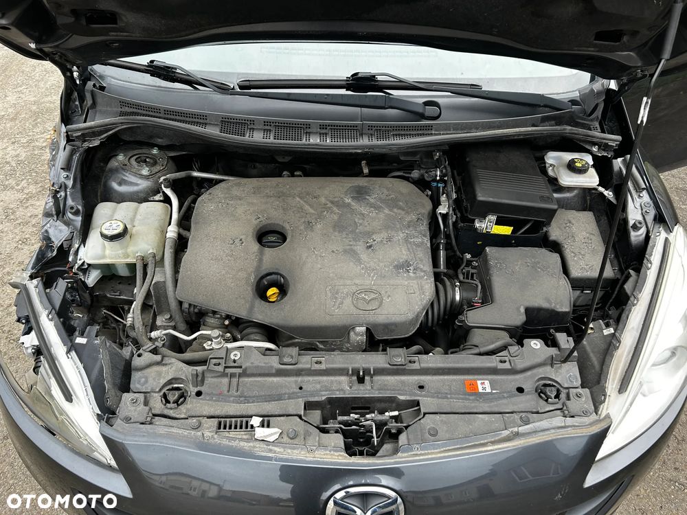 Mazda 5 - 15