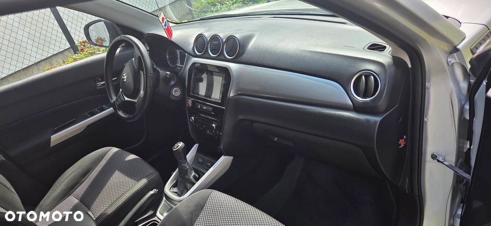 Suzuki Vitara 1.6 Elegance 2WD - 9
