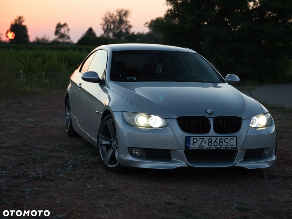 BMW Seria 3 320i - 13
