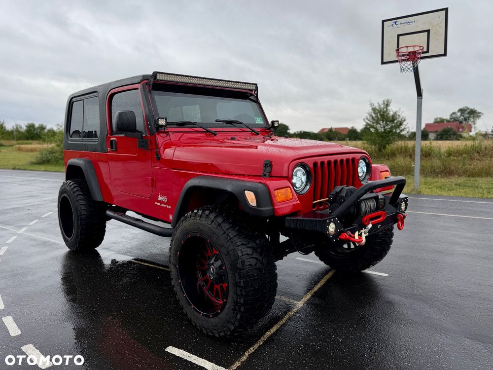 Jeep Wrangler - 1