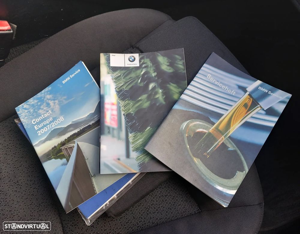 BMW 318 d Navigation Sport - 26