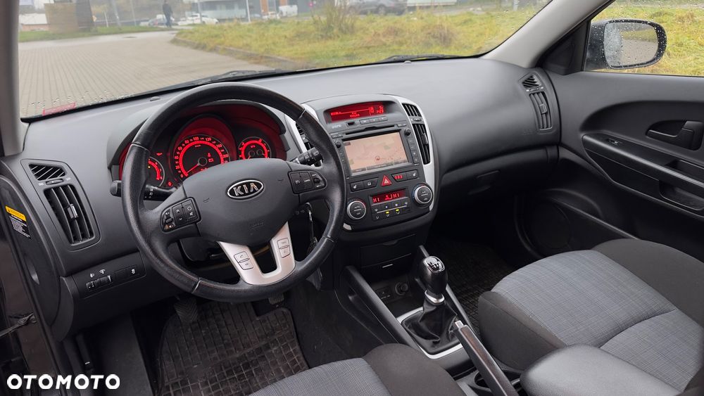 Kia Ceed 1.6 CVVT LX - 33