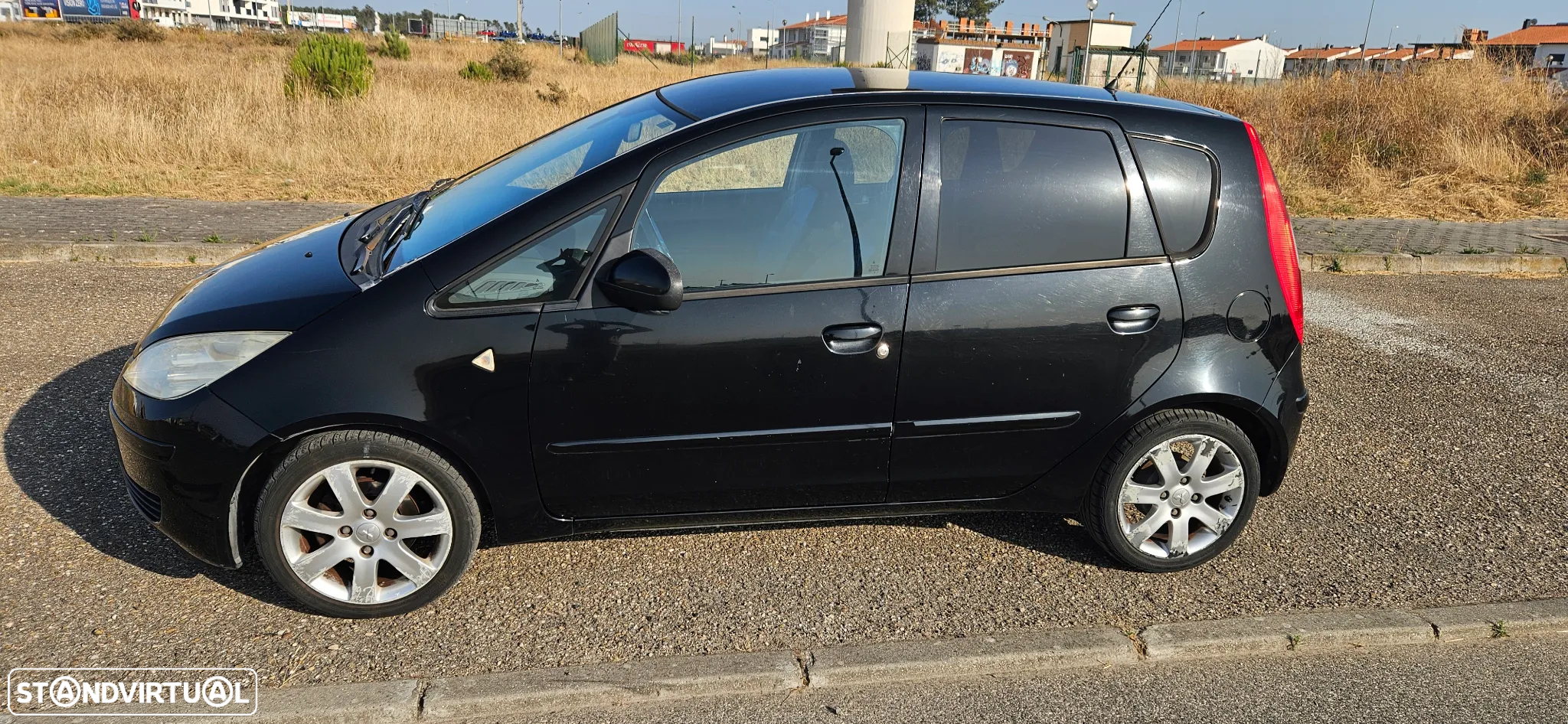 Mitsubishi Colt - 6