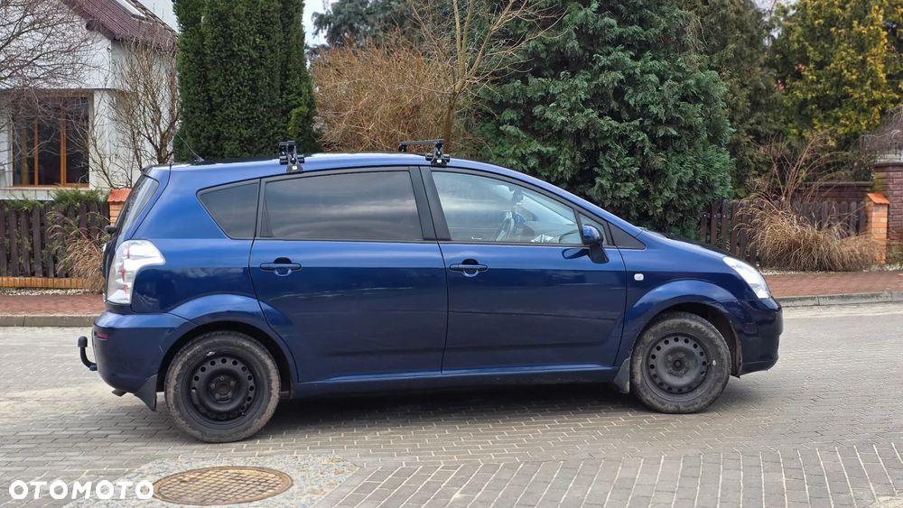 Toyota Corolla Verso - 12