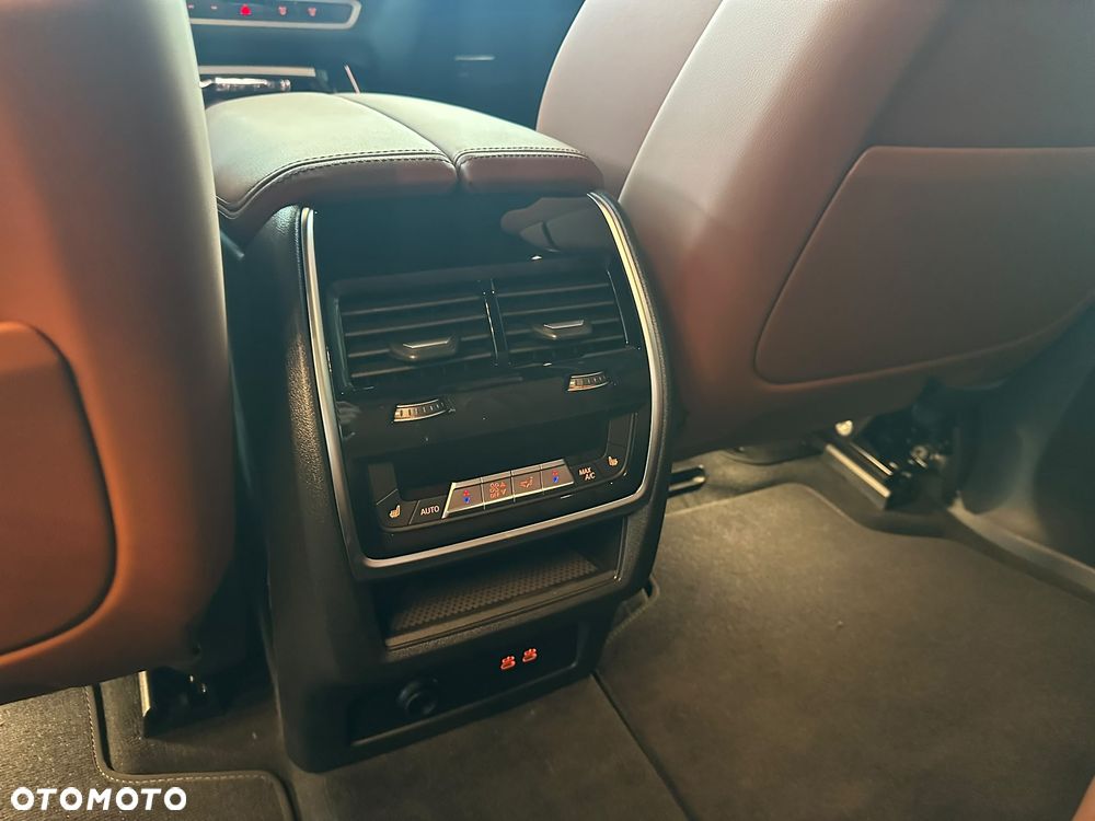 BMW X7 xDrive40d mHEV sport - 30