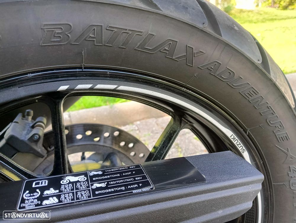 Suzuki DL V-Strom DL 650A - 19