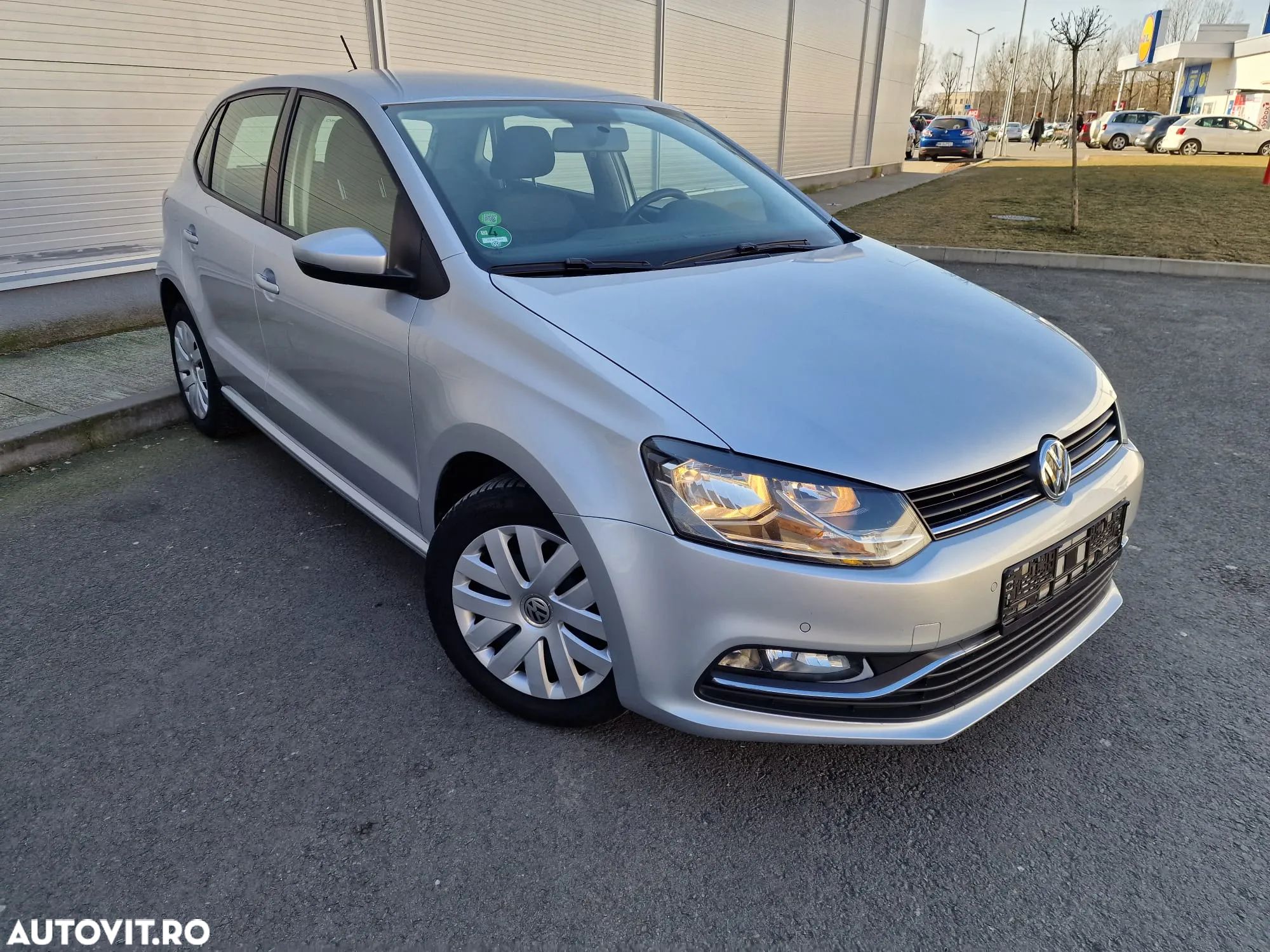 Volkswagen Polo 1.4 TDI (Blue Motion Technology) Comfortline - 1