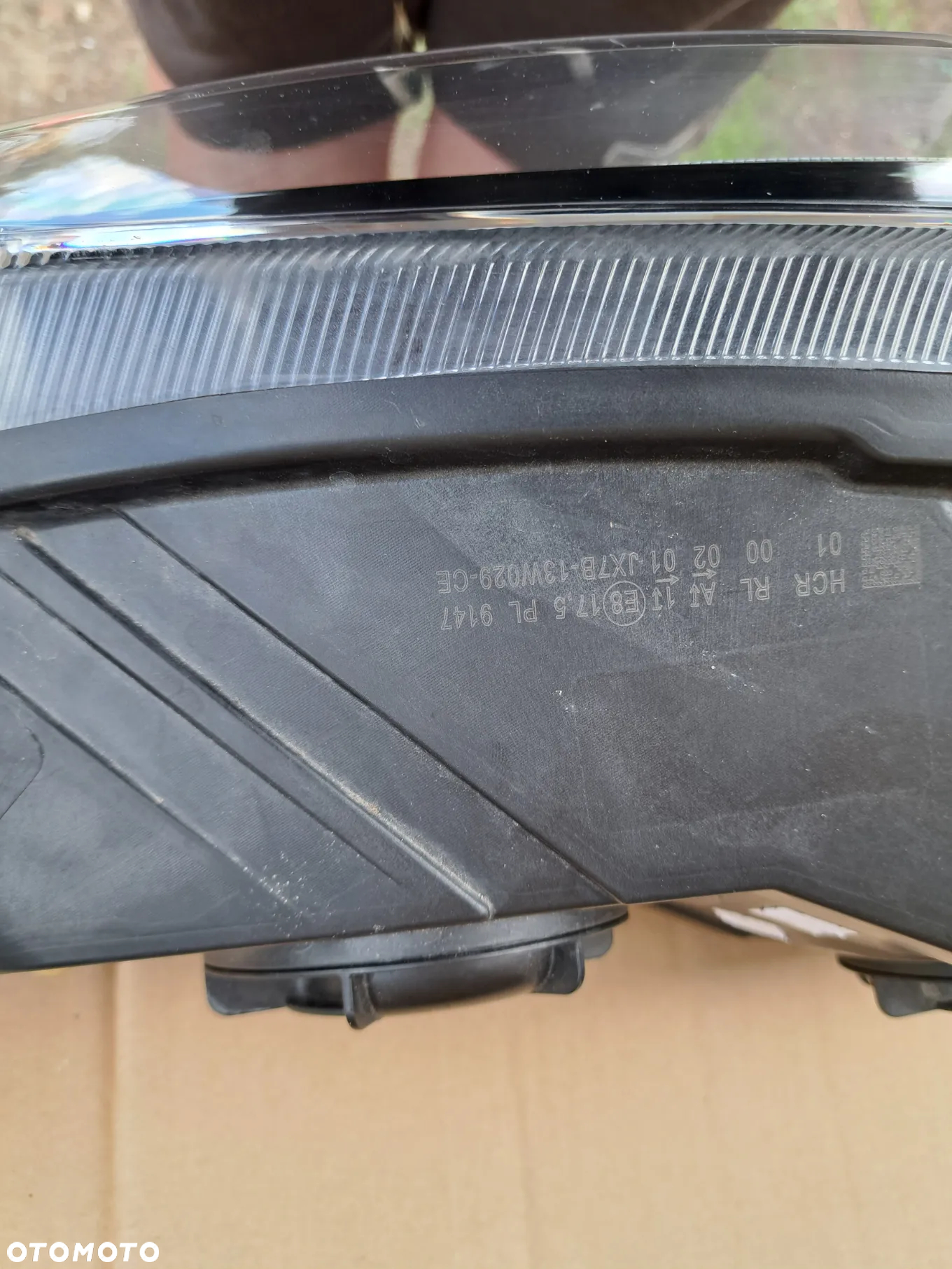 Lampa przednia prawa Ford Focus MK-4 IV JX7B-13W029-CE Reflektor prawy przód Ford Focus IV MK4 4 - 11
