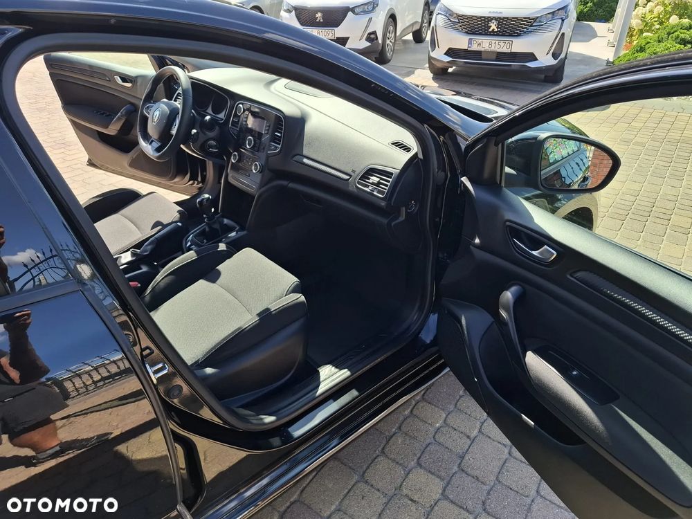 Renault Megane 1.3 TCe FAP Life - 12