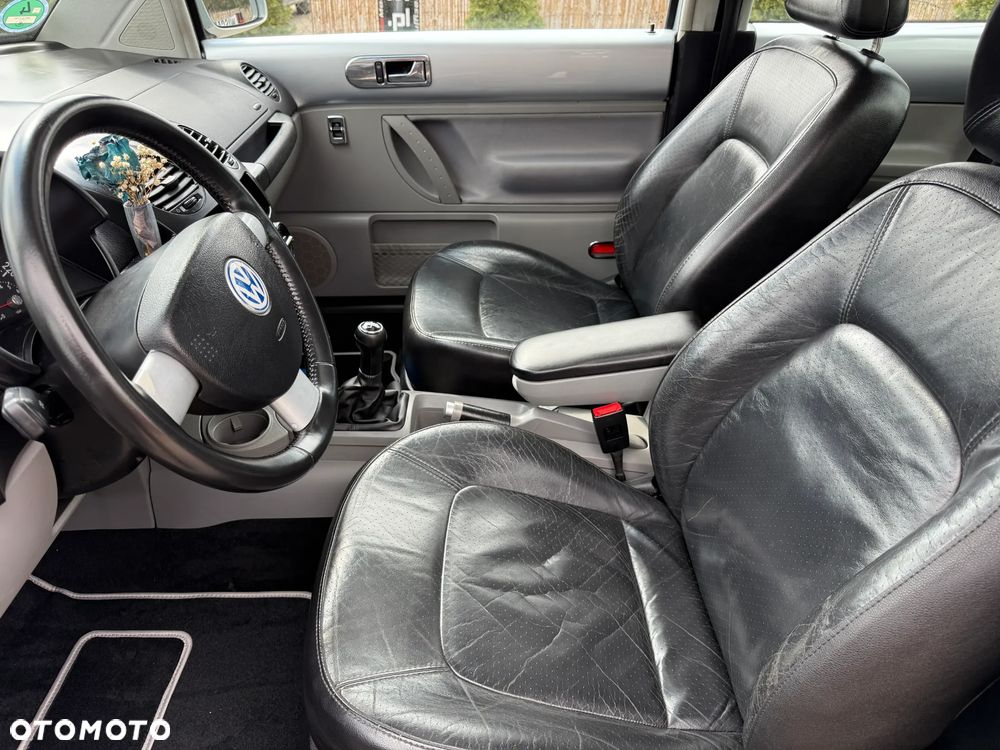 Volkswagen New Beetle 2.0 Freestyle - 13