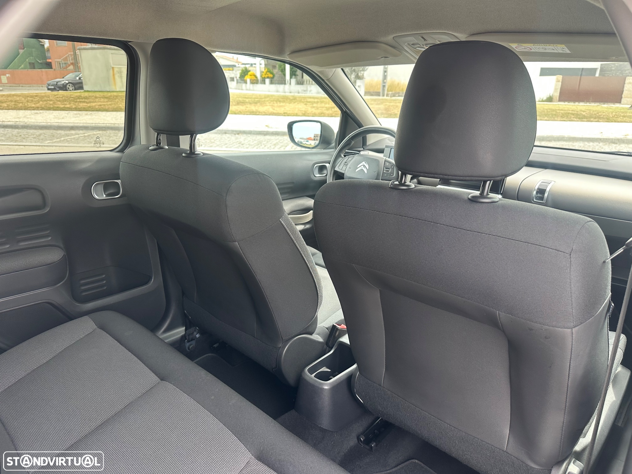 Citroën C4 Cactus 1.2 PureTech Shine - 18