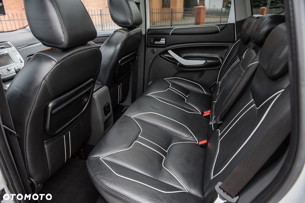 Ford Kuga 2.5 4x4 Individual - 24