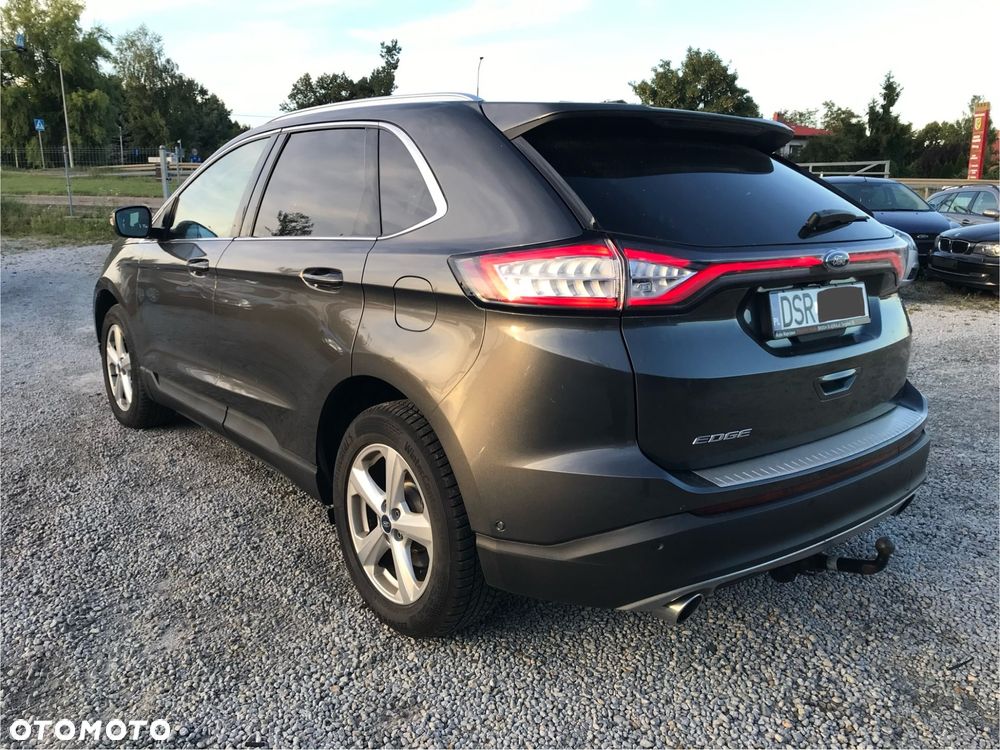 Ford Edge 2.0 TDCi Bi-Turbo 4x4 Titanium - 4