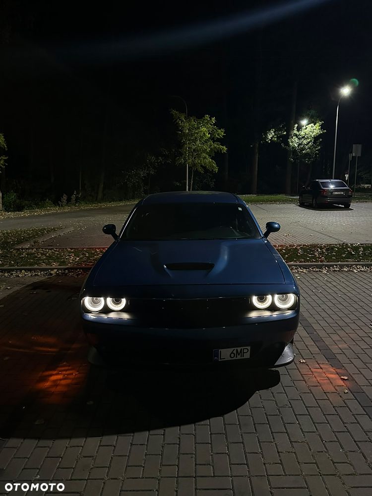 Dodge Challenger 5.7 R/T - 4