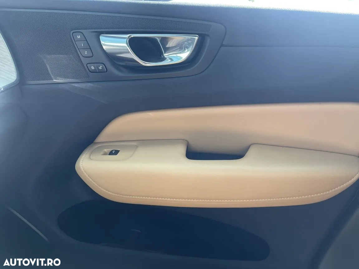 Volvo XC 60 T8 Twin Engine AWD Inscription - 13