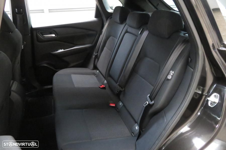 Nissan Qashqai 1.3 DIG-T Premiere Edition - 22