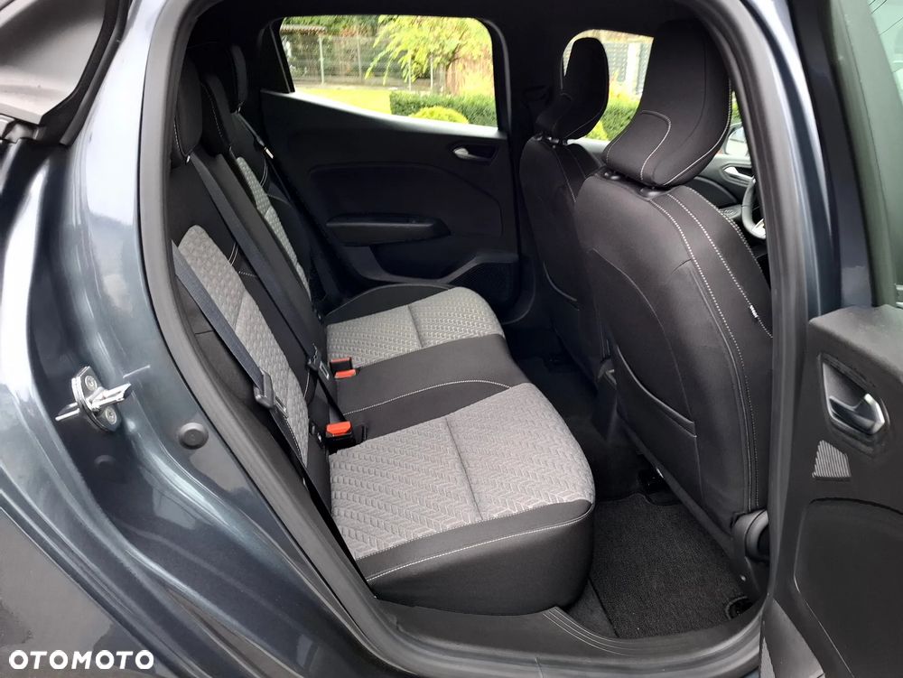 Renault Clio 1.6 E-TECH Techno - 13