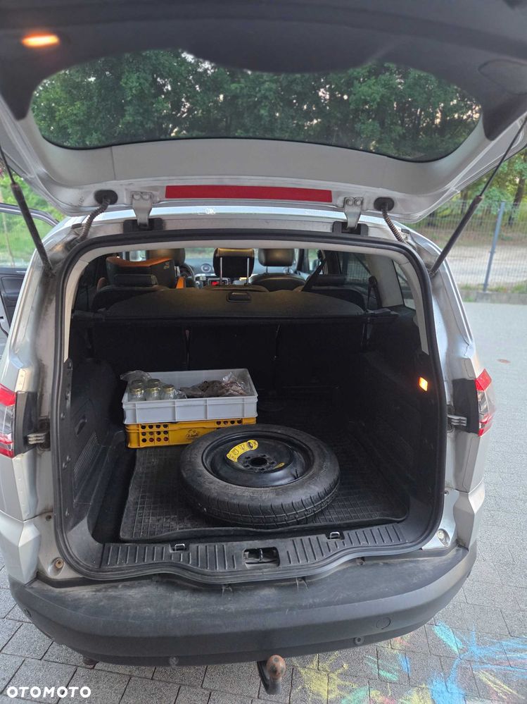 Ford S-Max - 7